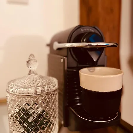 B E D&a G E D E S I G N -medium- Wunderschönes Mit Bad - Rechnungserstellung Für Geschäftsreisende&firmen Apartment