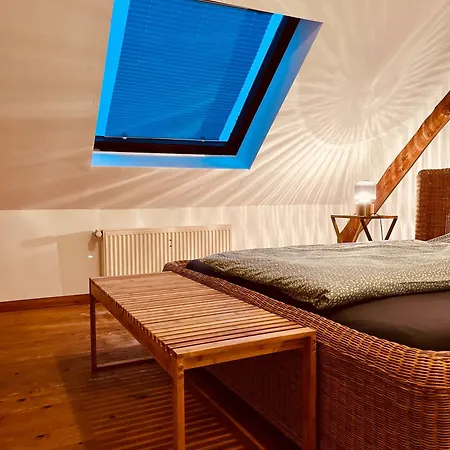 B E D & A G E D E S I G N -medium- Wunderschoenes Mit Bad - Rechnungserstellung Fuer Geschaeftsreisende & Firmen Apartament