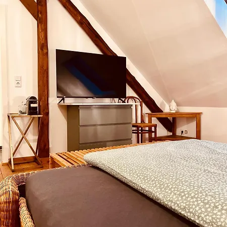 Apartament B E D & A G E D E S I G N -medium- Wunderschoenes Mit Bad - Rechnungserstellung Fuer Geschaeftsreisende & Firmen *